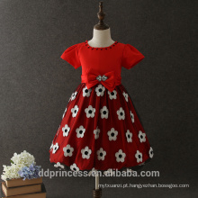 2017 bordado vestido de malha balck com flores vestido de bebé em cor vermelha